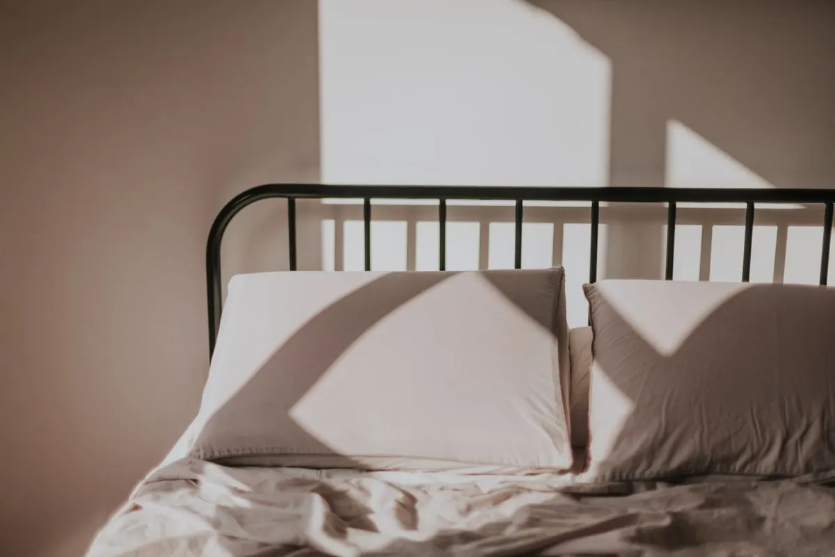 Best Pillows and Sleeping Positions for Neck and Back Support