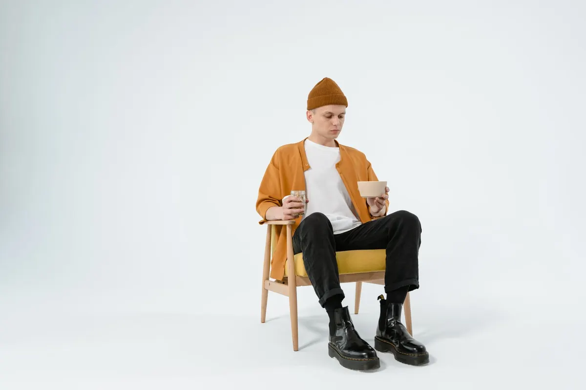 Sitting All Day? A 12-Point Posture Checklist to Run Through Hourly